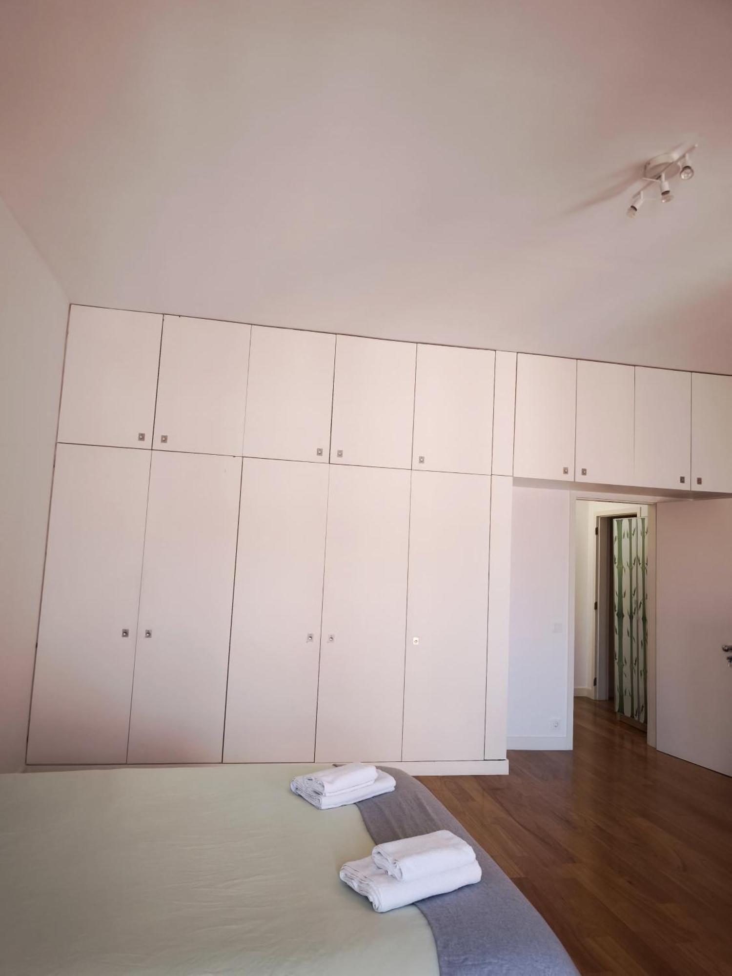Lejlighed With Three Bedroom In Historic Largo Do Carmo *